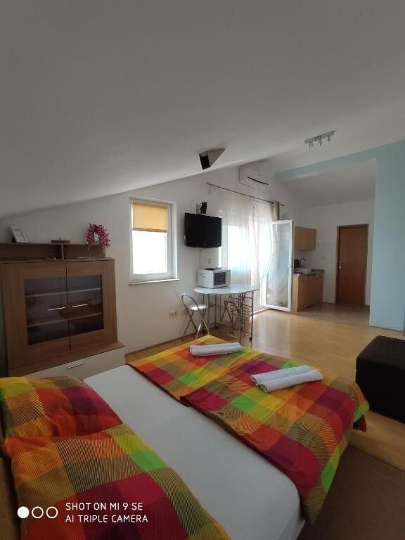 Apartments Antonija - Fitness Винишче Экстерьер фото